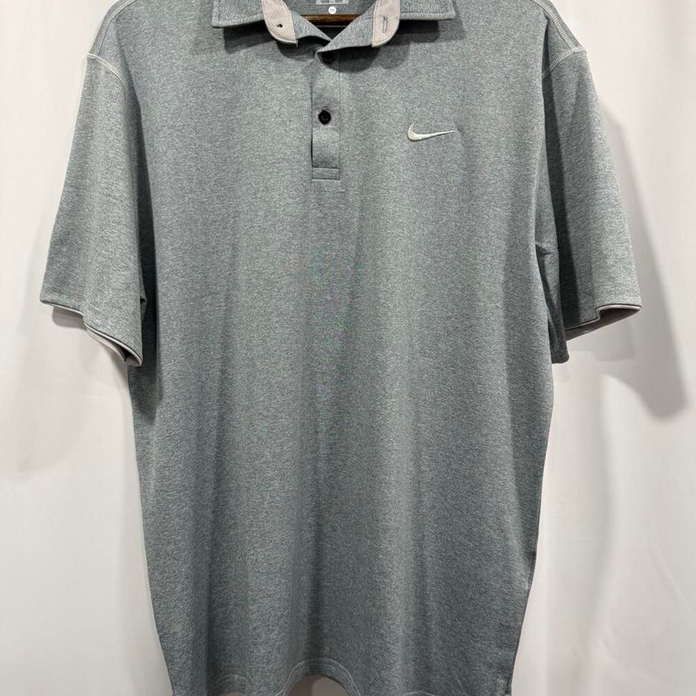 Nike Men's Grey Polo-shirts